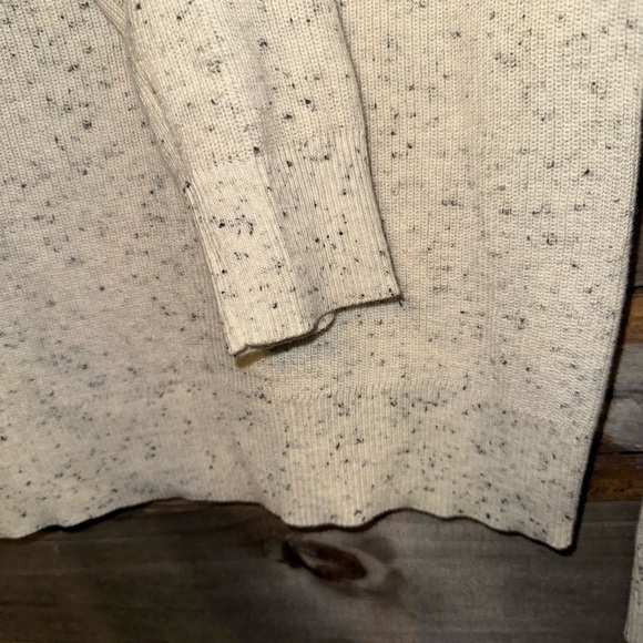 Eileen Fisher Beige Organic Cotton pullover- beige color with speckles -size PP - Picture 5 of 5